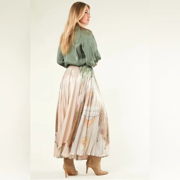 NWT MES DEMOISELLES
Luxe silk pleated skirt Gaditi - Picture 8 of 9